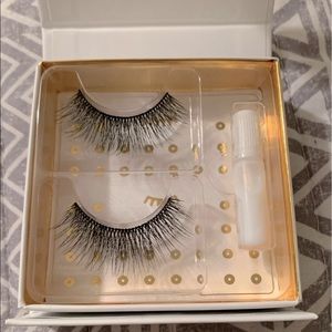 Battington eyelashes